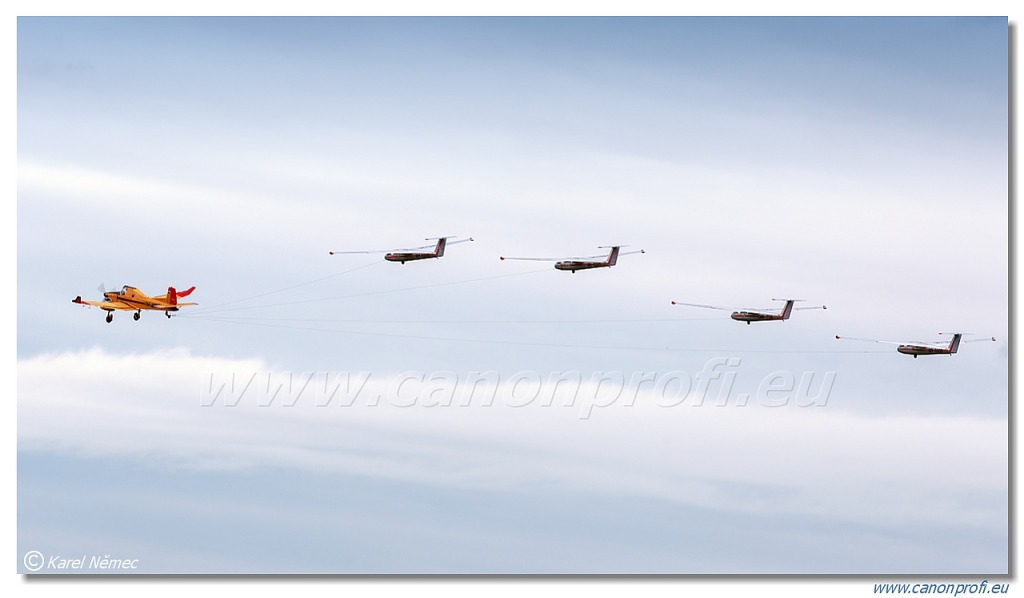 Očovskí Bačovia - 4x Let L-13 Blaník, L-23 Super Blaník, Z-37, Z-137T