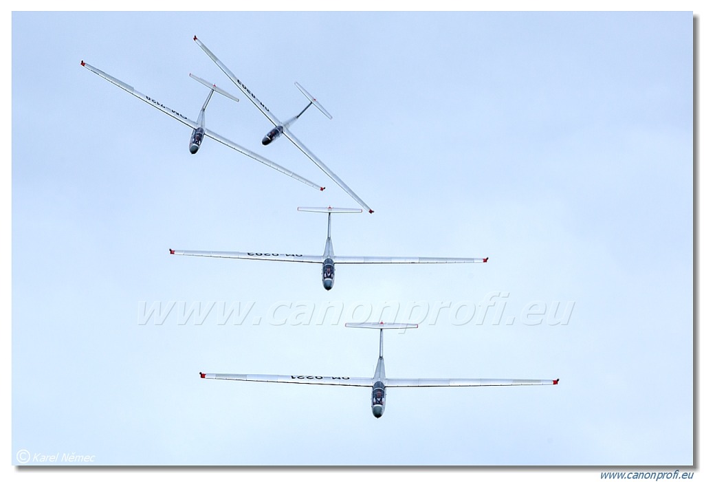 Očovskí Bačovia - 4x Let L-13 Blaník, L-23 Super Blaník, Z-37, Z-137T