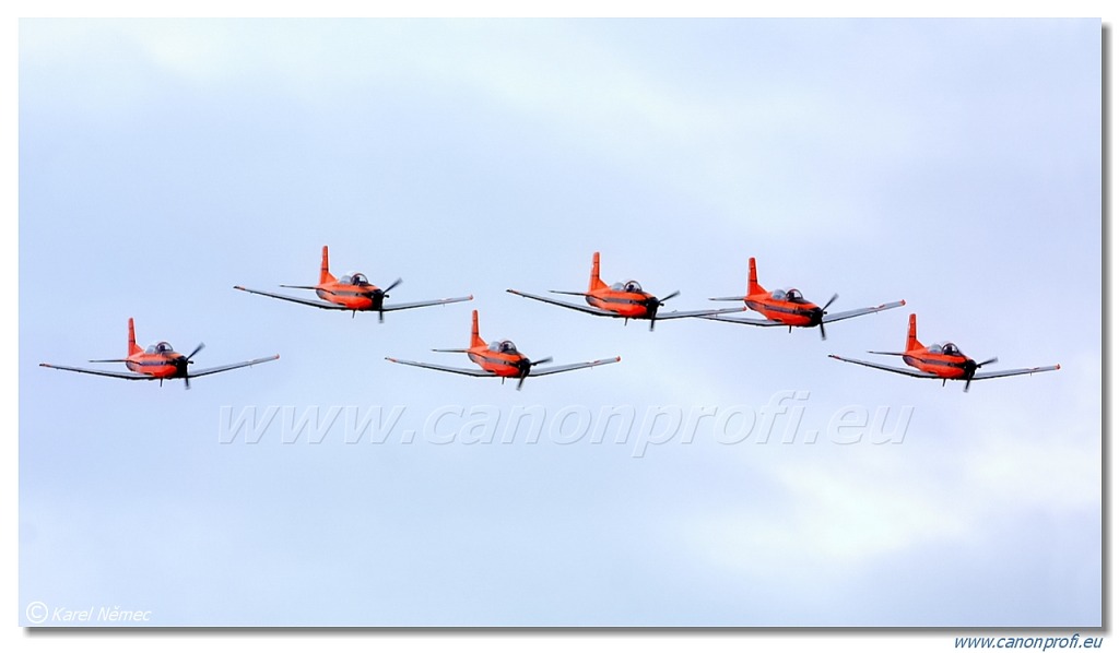 PC-7 Team – 9x Pilatus PC-7