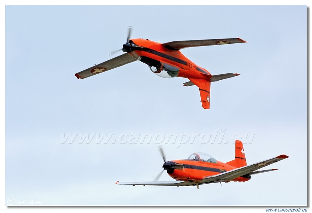 PC-7 Team – 9x Pilatus PC-7