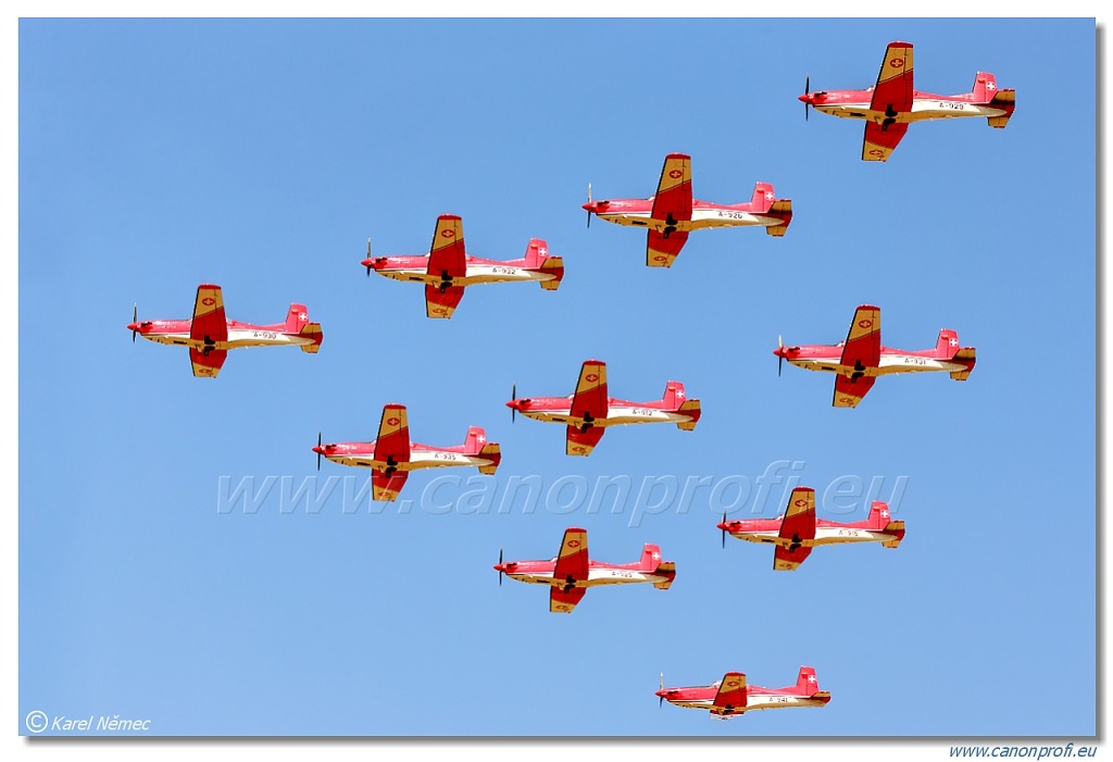 PC-7 Team – 9x Pilatus PC-7