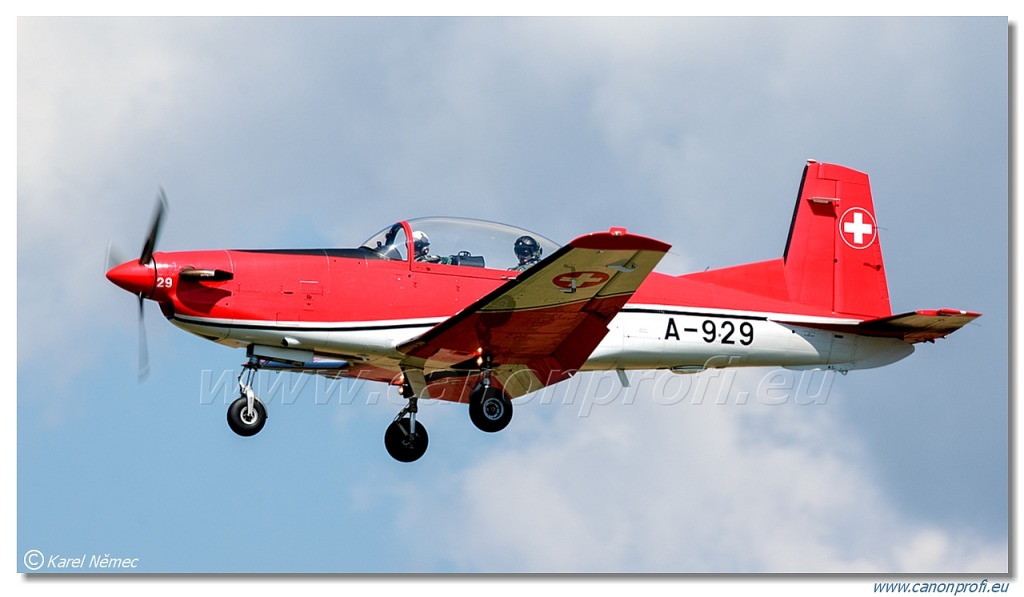 PC-7 Team – 9x Pilatus PC-7