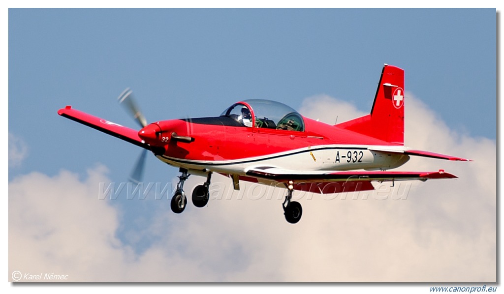 PC-7 Team – 9x Pilatus PC-7