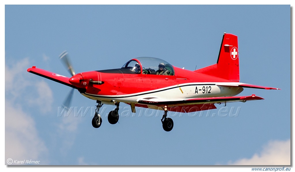 PC-7 Team – 9x Pilatus PC-7