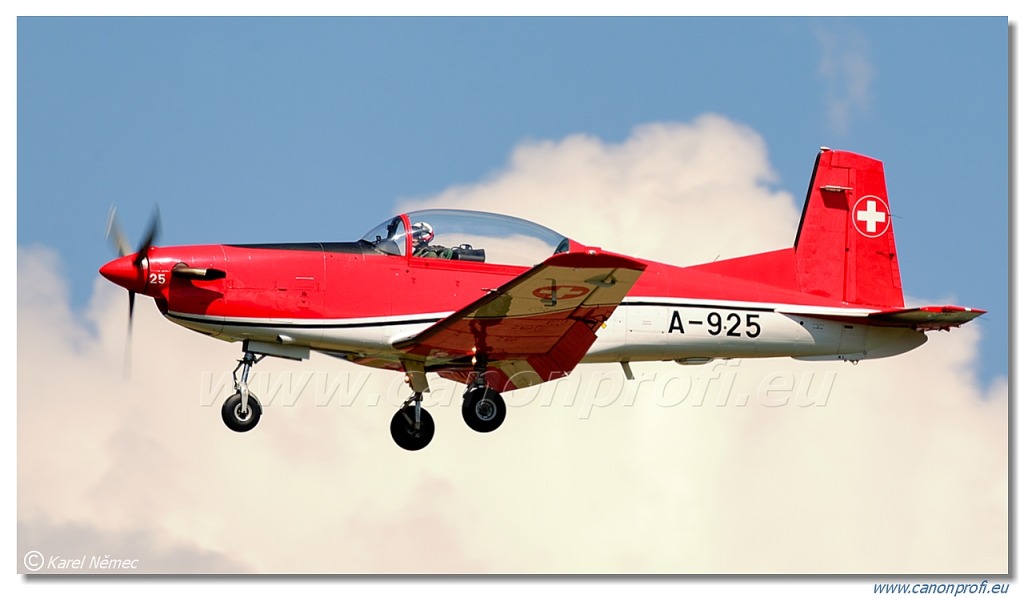 PC-7 Team – 9x Pilatus PC-7