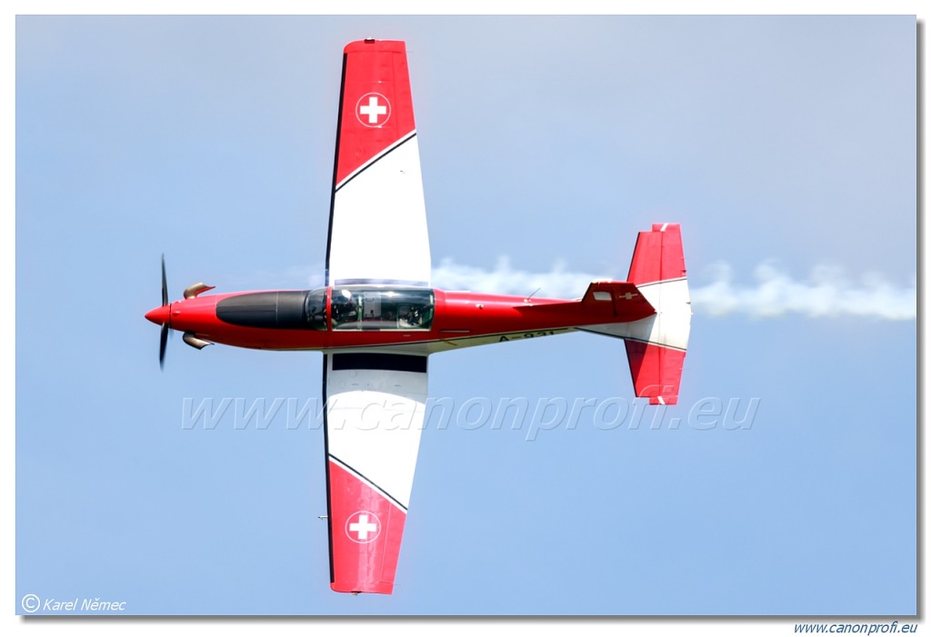 PC-7 Team – 9x Pilatus PC-7