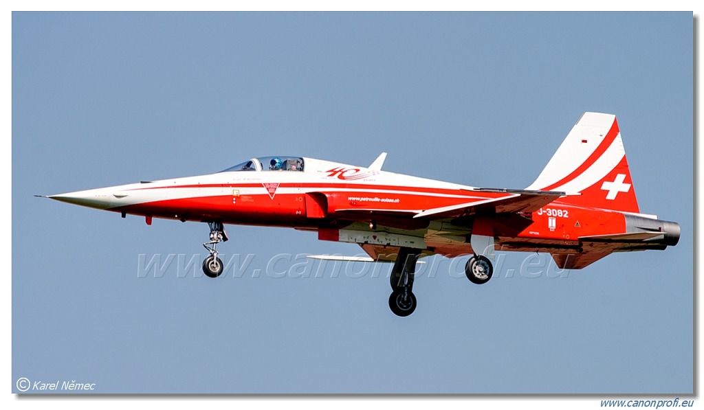 Patrouille Suisse - 6x Northrop F-5E Tiger