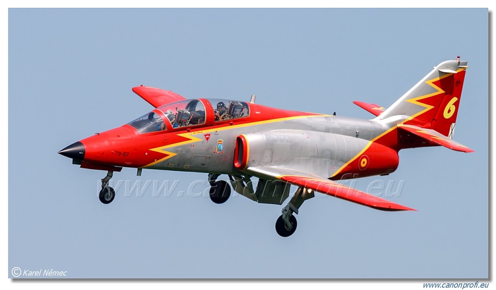 Patrulla Águila – 7x CASA C-101