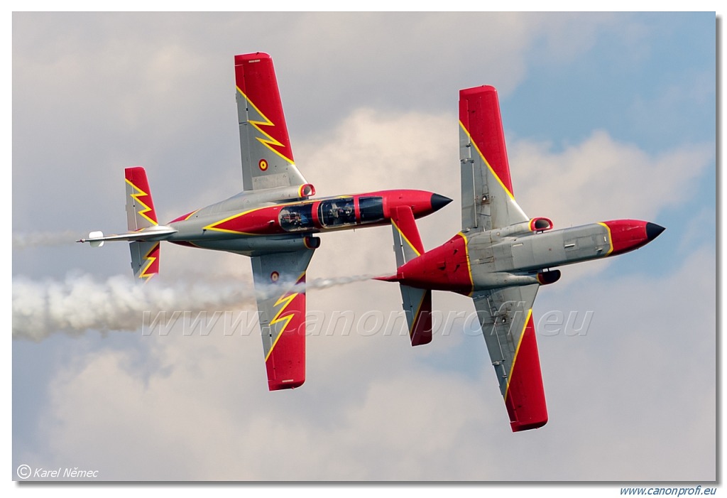 Patrulla Águila – 7x CASA C-101