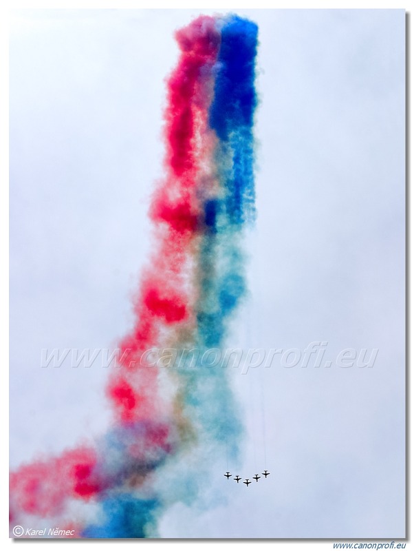 Red Arrows - 9x BAE Hawk T1