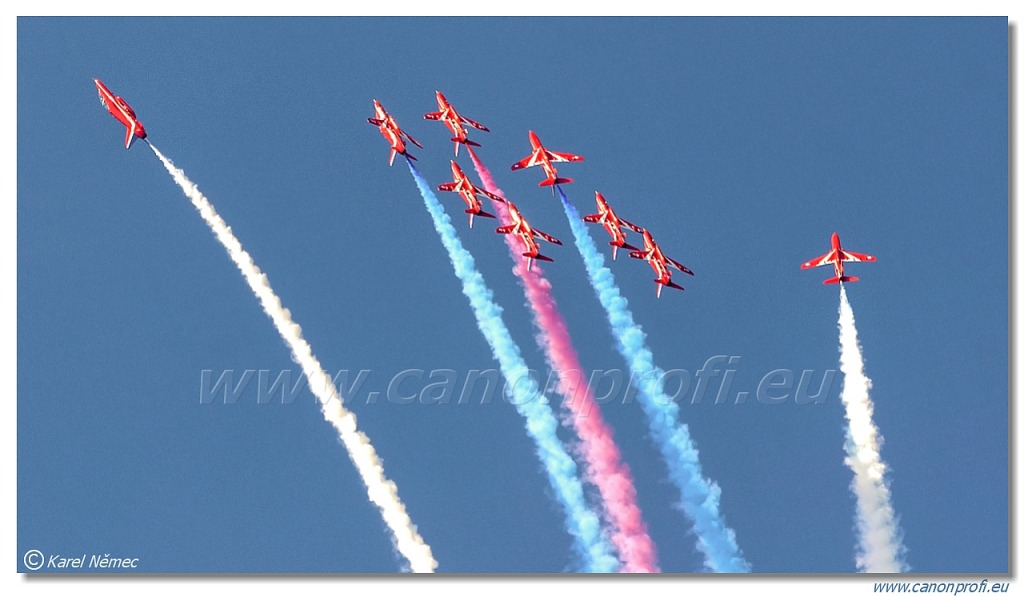 Red Arrows - 9x BAE Hawk T1