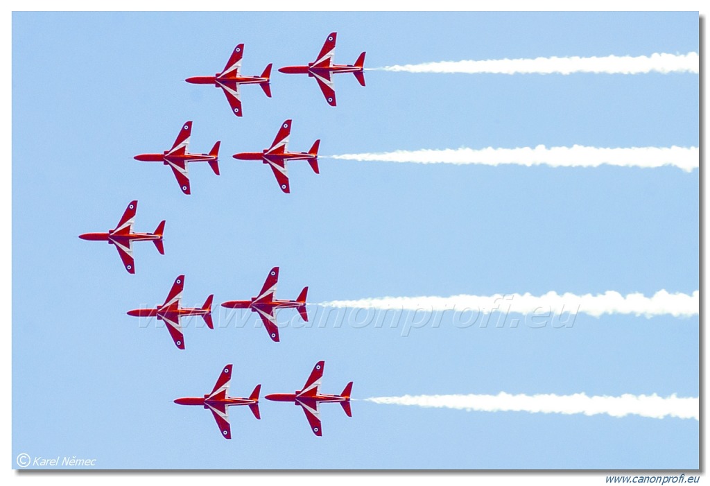 Red Arrows - 9x BAE Hawk T1