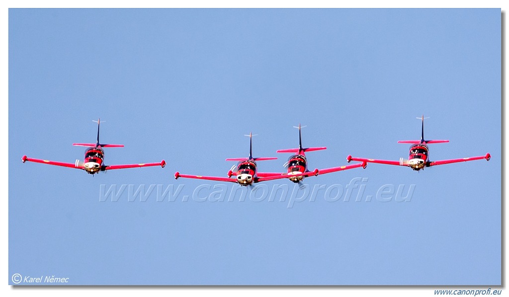Red Devils -  4x SIAI Marchetti SF-260