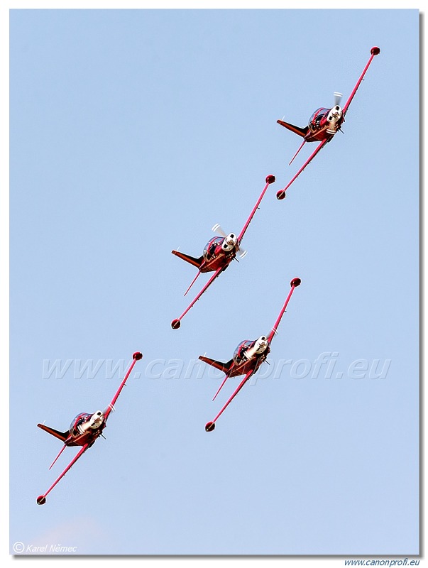 Red Devils -  4x SIAI Marchetti SF-260