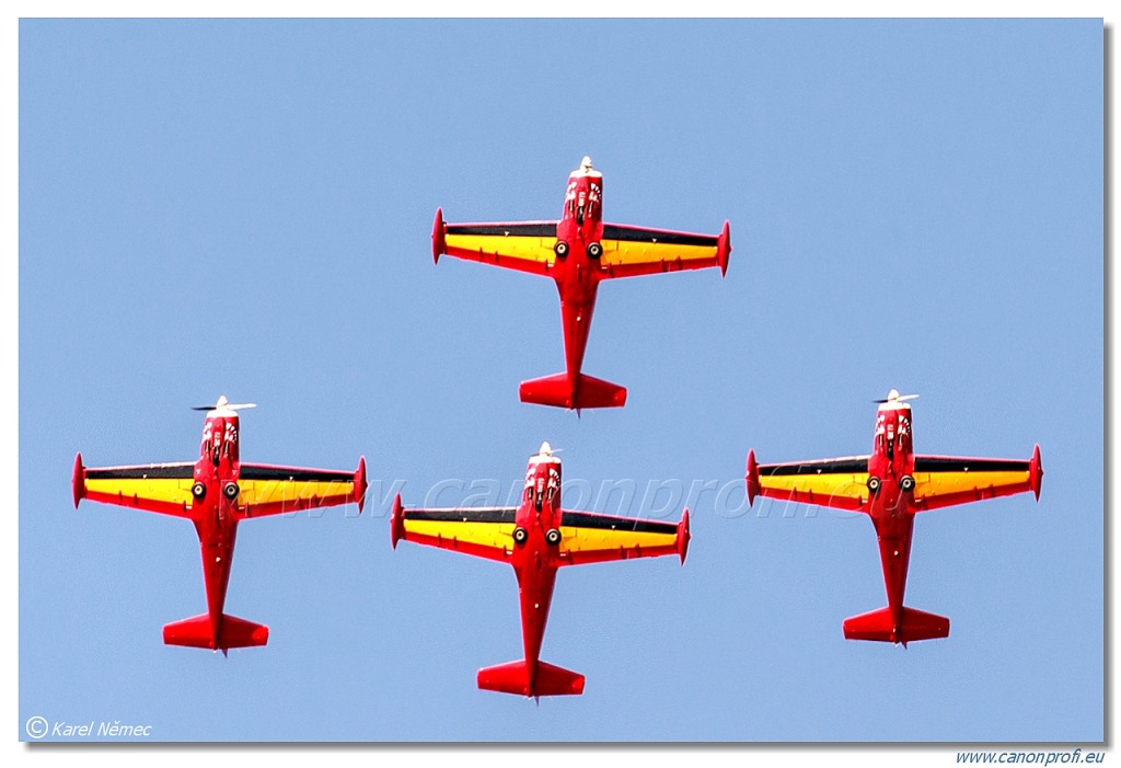 Red Devils -  4x SIAI Marchetti SF-260