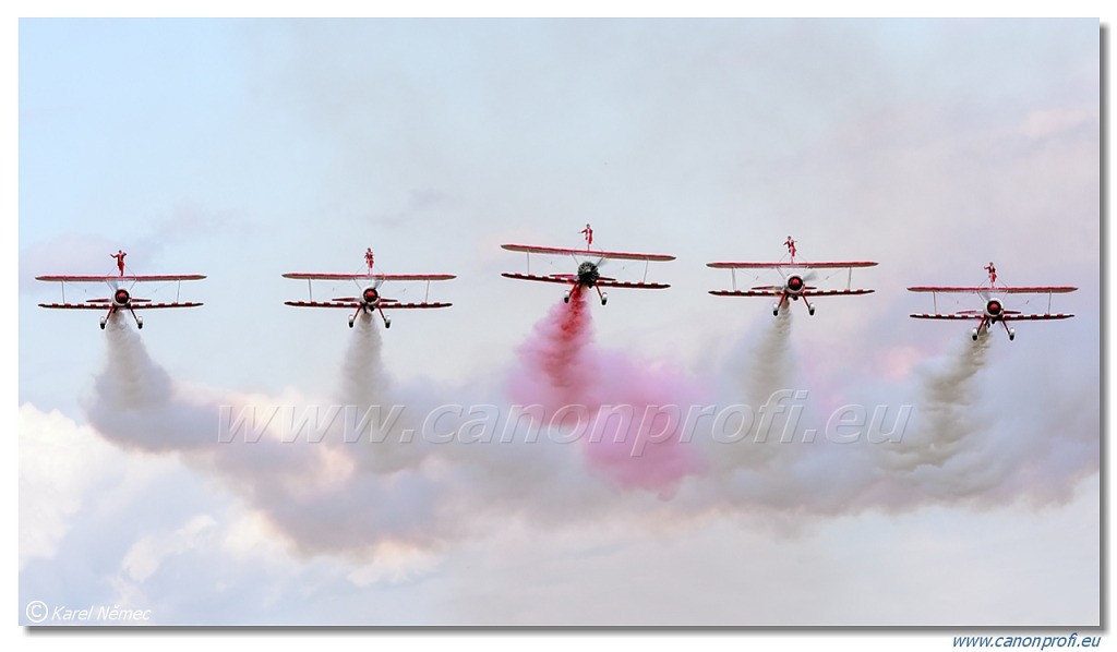 Team Guinot - 5x Boeing Stearman