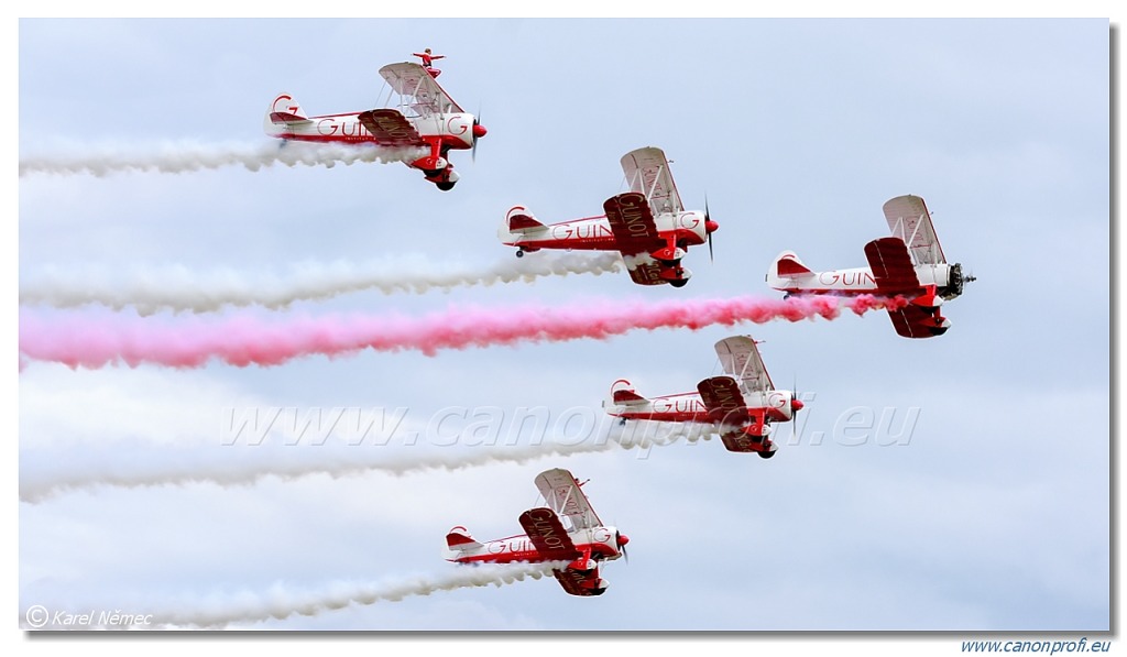 Team Guinot - 5x Boeing Stearman