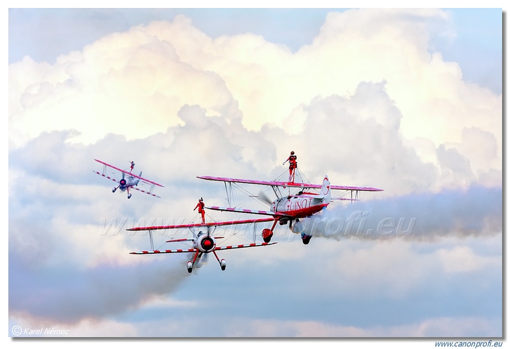 Team Guinot - 5x Boeing Stearman