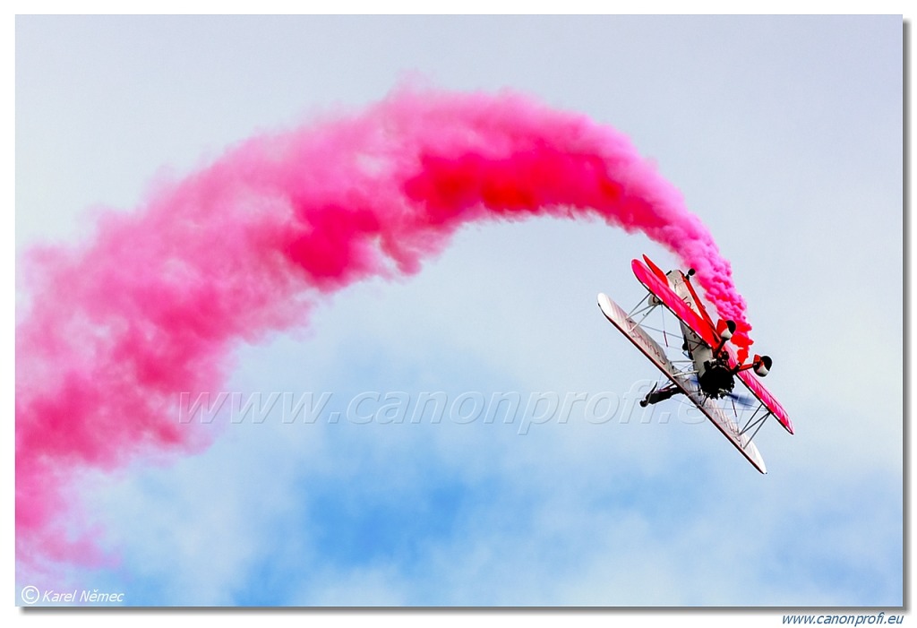 Team Guinot - 5x Boeing Stearman