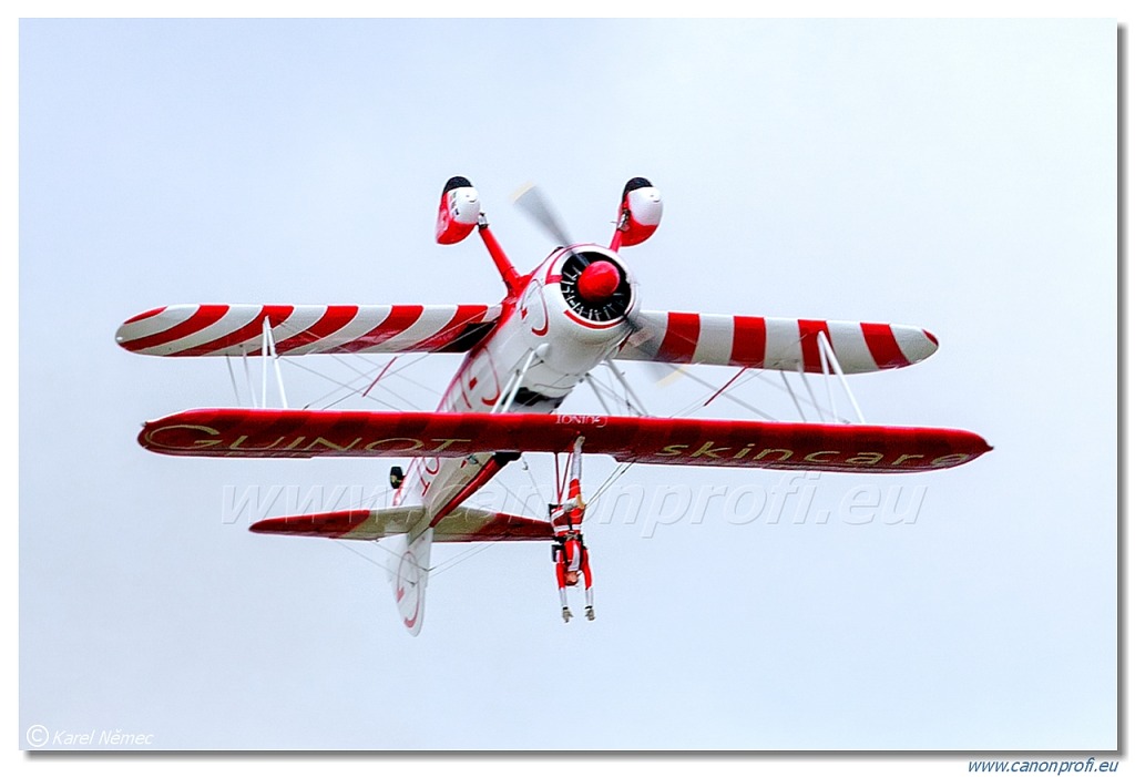 Team Guinot - 5x Boeing Stearman