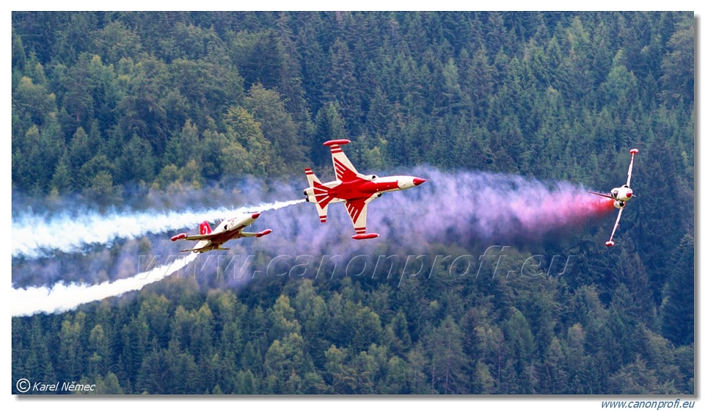 Türk Yıldızları (Turkish Stars) - 6x NF-5A, 2x NF-5B Freedom Fighter