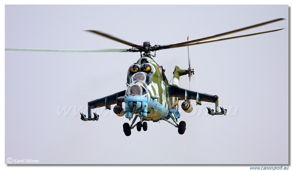 Zespół  Hokeje - 4x Mil Mi-24D