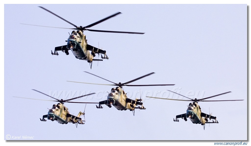 Zespół  Hokeje - 4x Mil Mi-24D