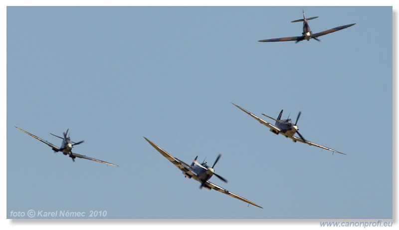 Duxford - Flying Legends 2010