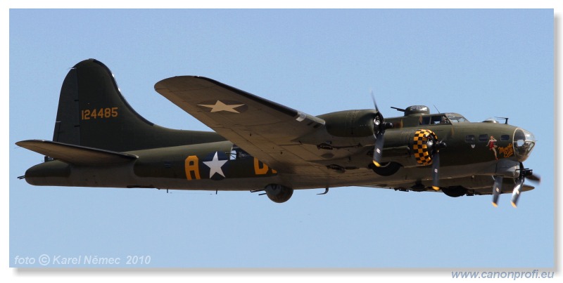 Duxford - Flying Legends 2010