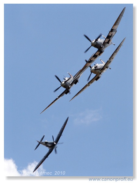 Duxford - Flying Legends 2010