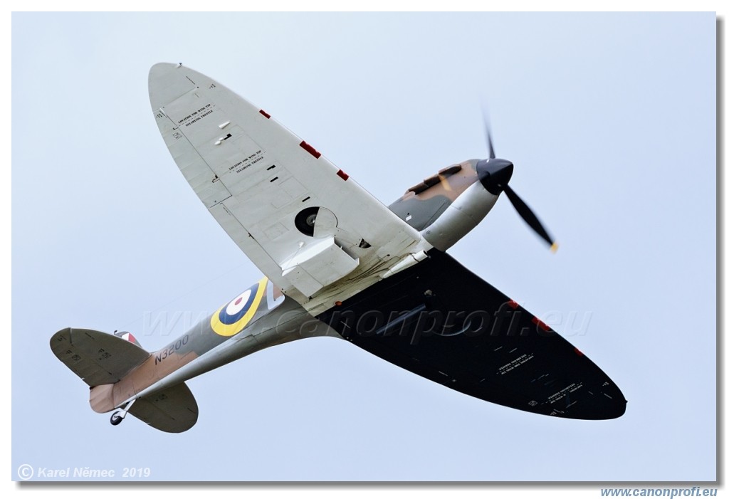 Air Festival 2019 - IWM Spitfire flypast