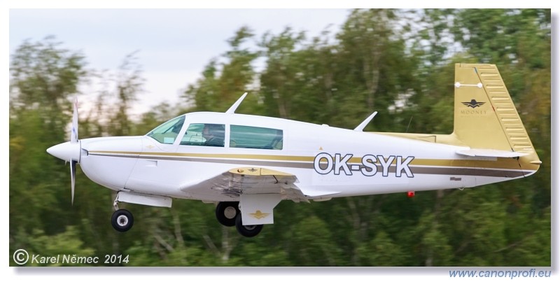 Helicopter Show 2014 - Hradec Krlov