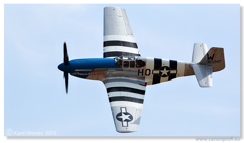 Duxford - Lietajce legendy 2013