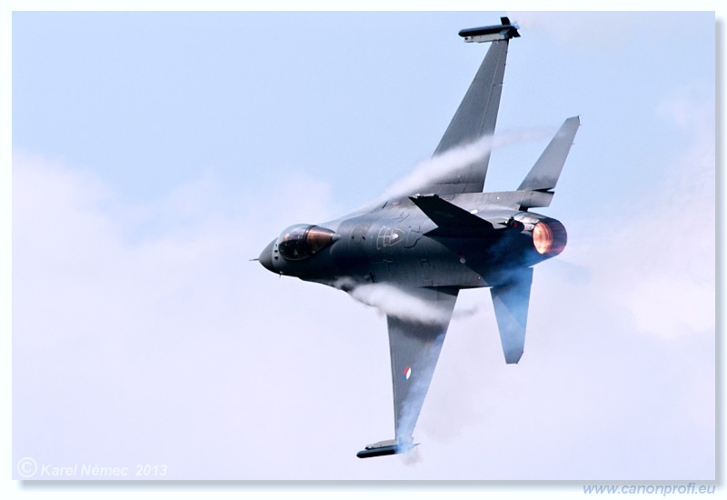 Medzinrodn leteck dni Slia 2013