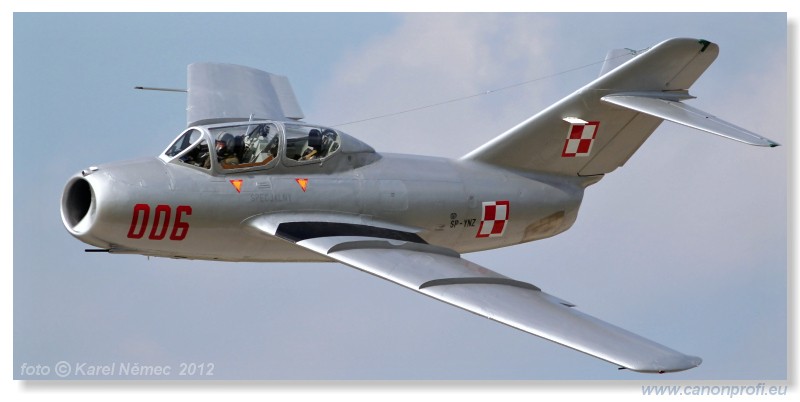 Aviatick pou Pardubice 2012