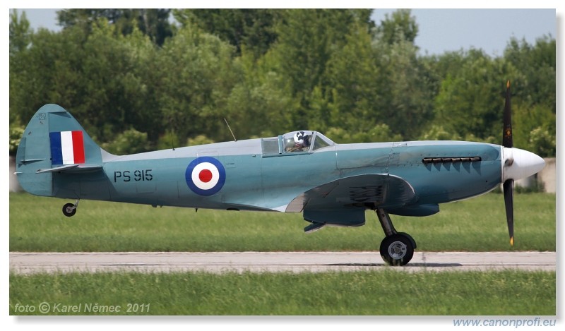 Aviatick pou Pardubice 2011