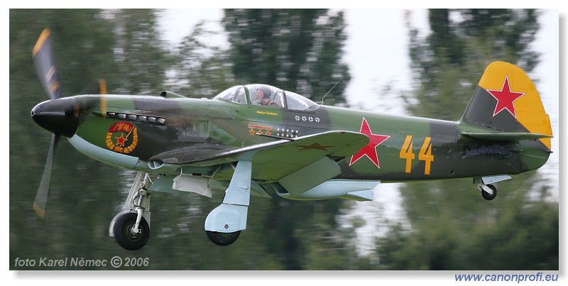 Aviatick pou Pardubice 2006