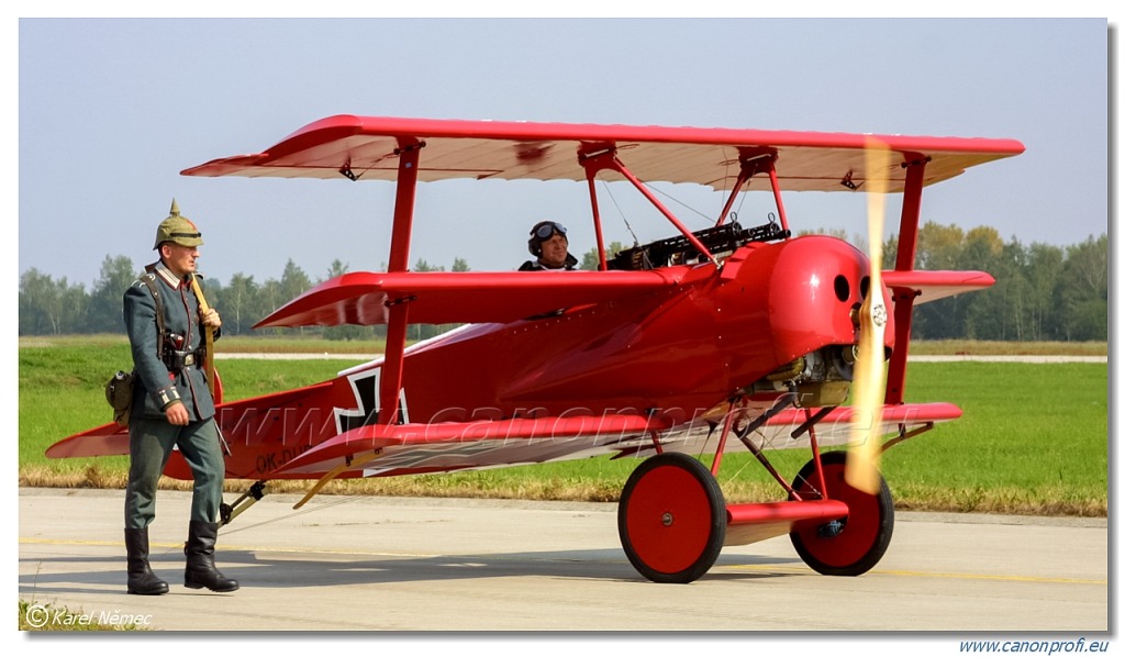 Létající cirkus (Flying Circus)