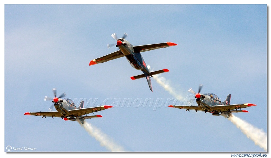 Zespół akrobacyjny Orlik – 8x PZL-130 Orlik