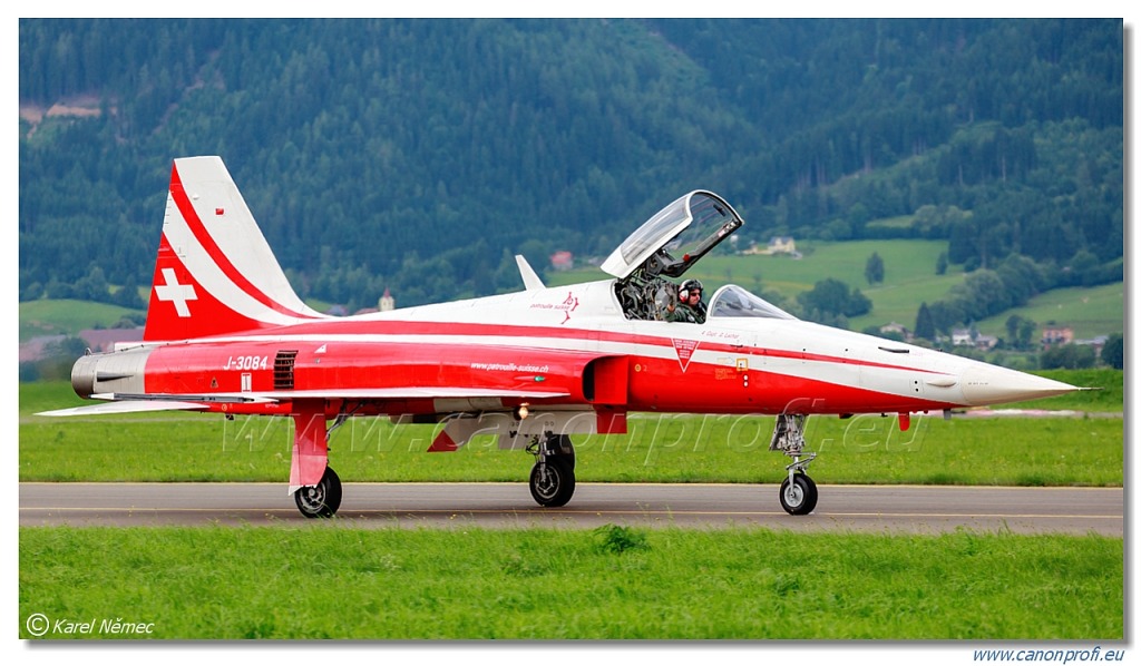Patrouille Suisse - 6x Northrop F-5E Tiger