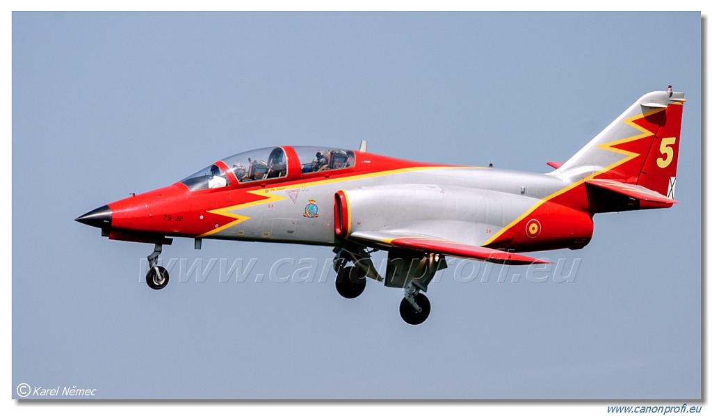 Patrulla Águila – 7x CASA C-101