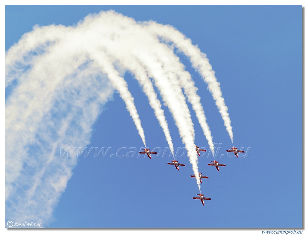 Patrulla Águila – 7x CASA C-101