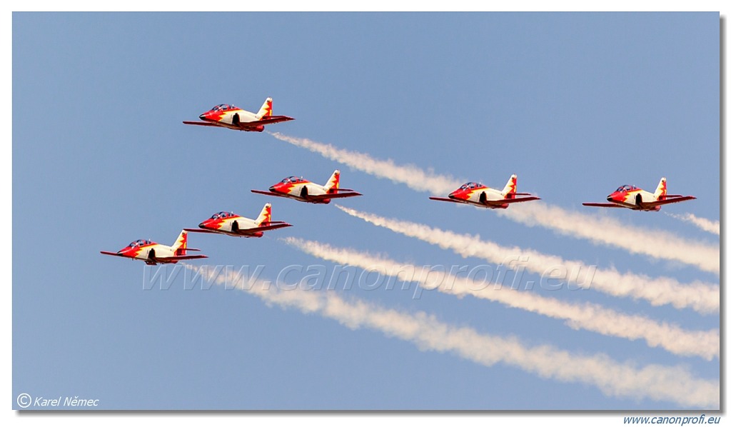 Patrulla Águila – 7x CASA C-101