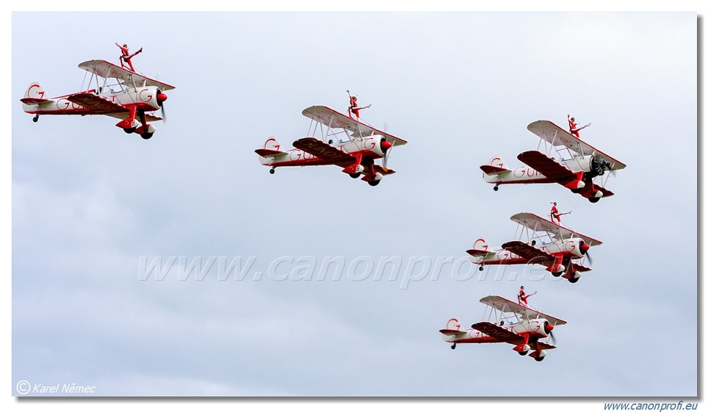 Team Guinot - 5x Boeing Stearman