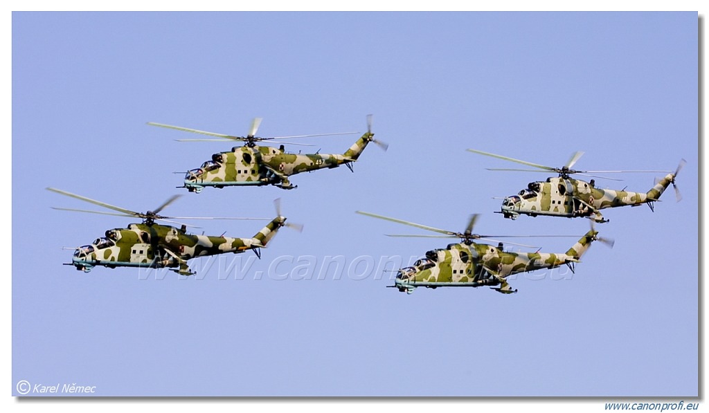 Zespół  Hokeje - 4x Mil Mi-24D