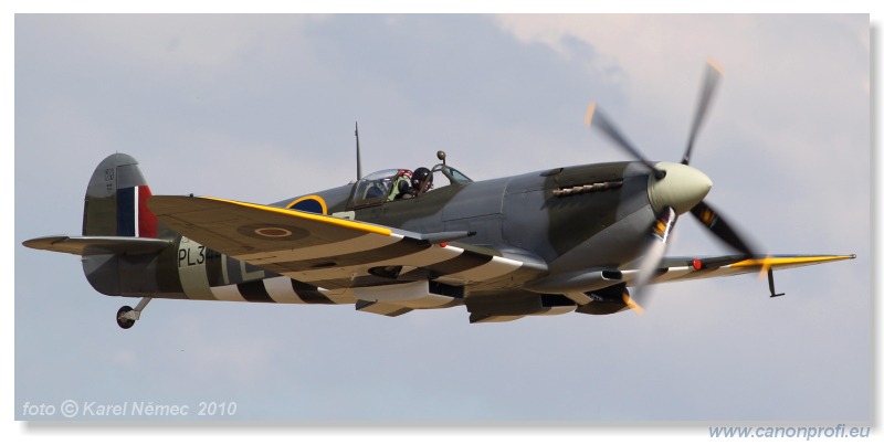 Duxford - Flying Legends 2010