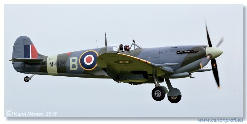 Duxford - Flying Legends 2016