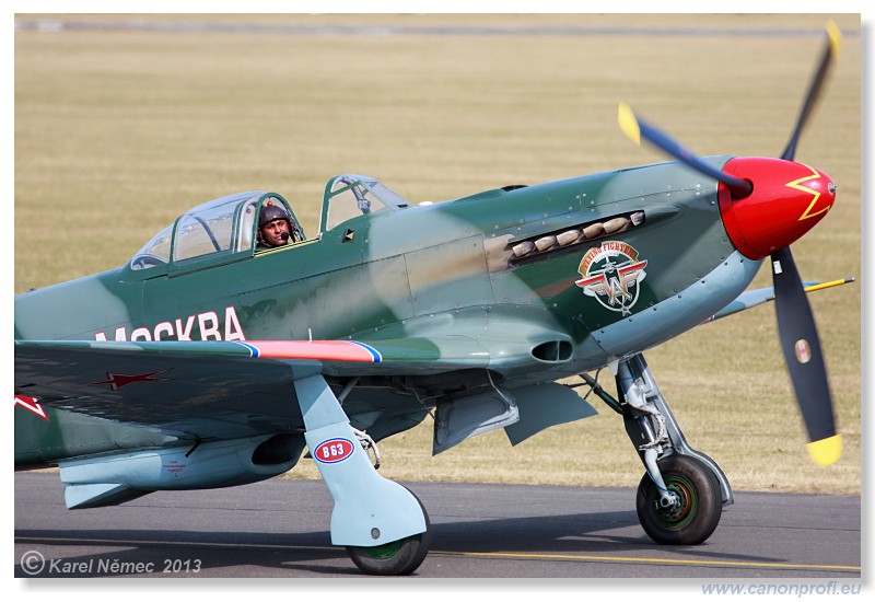 Duxford - Lietajce legendy 2013