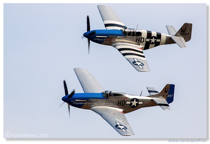 Duxford - Lietajce legendy 2013