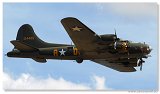Boeing B-17G Flying Fortress Sally 